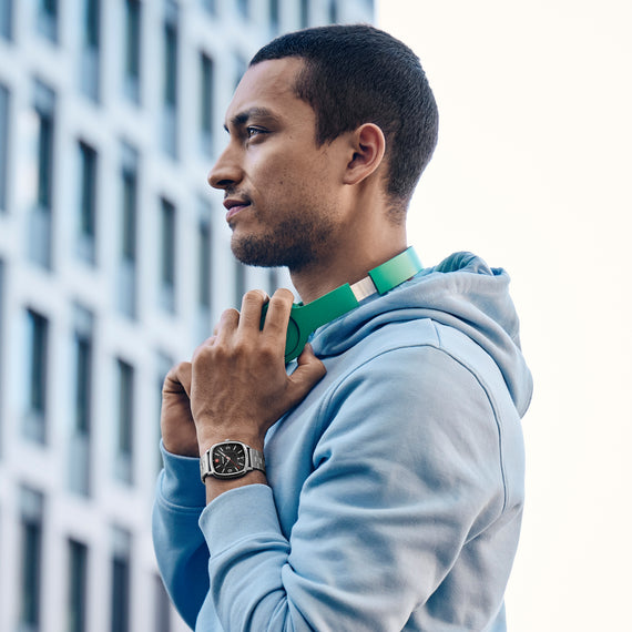 Vintage Sport  37 mm, Black Dial, SS Bracelet, Men's Watch