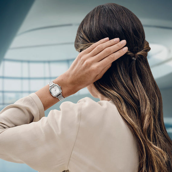 Vintage Classic 27 mm, White Dial, Silver SS Bracelet, Women's Watch
