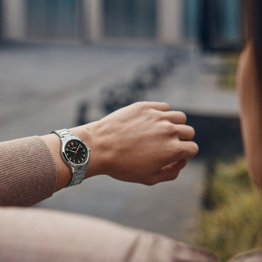 City Sport  34 mm, Black Dial, SS Bracelet, Women's Watch